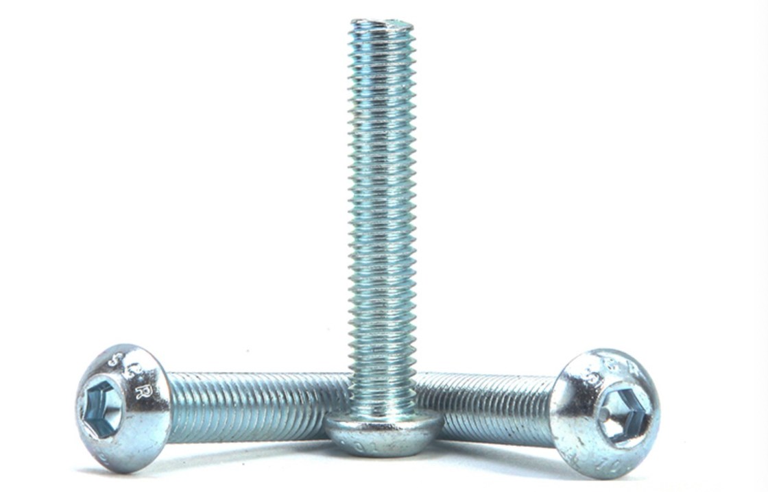 White Zinc Plated Hex Socket Head Screw Class 10.9 ISO7380 Standard